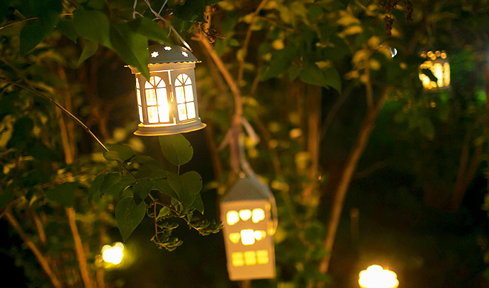 tea-light-lantern-hanging-bush-candlestick-house-garden-decor